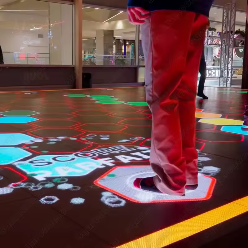 Pavimento interattivo AR con giochi multisport AI — dettaglio 3