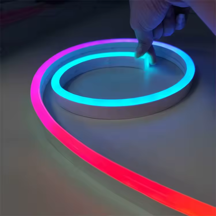 Neon Flex RGBIC 6 × 12 mm Wi-Fi personalizzabile — dettaglio 2