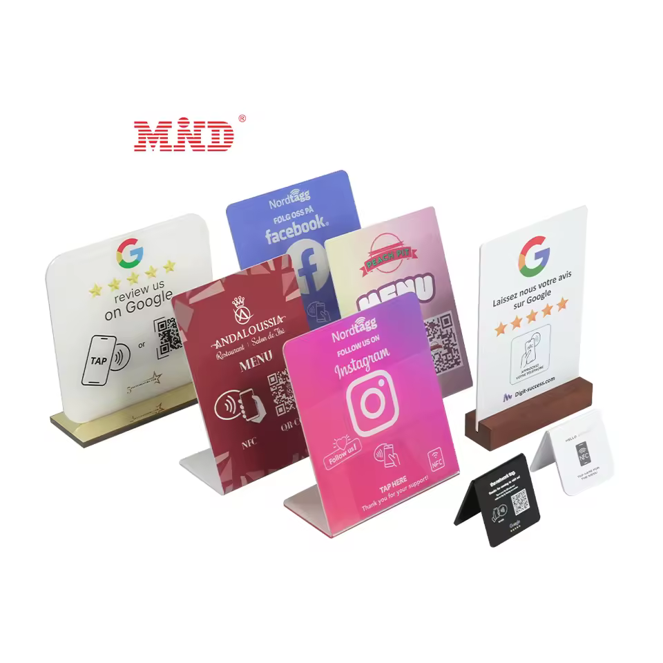 Espositore NFC da banco per recensioni Google e social